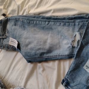 Women's old navy jeans size 4